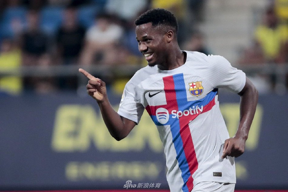 权力更替的 权力更替的