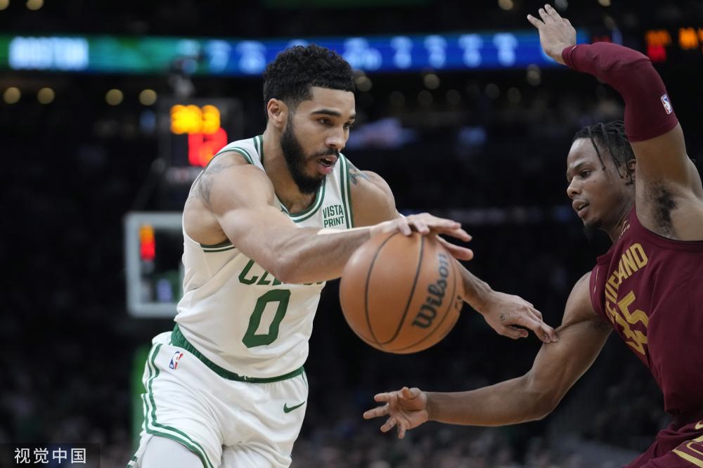 薪资承担的 薪资承担的