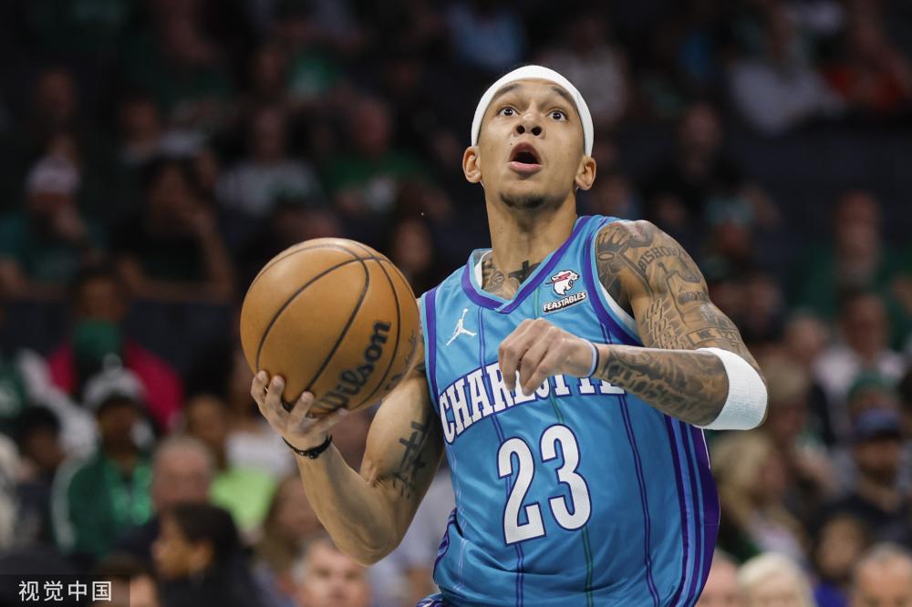 这位年轻的 这位年轻的