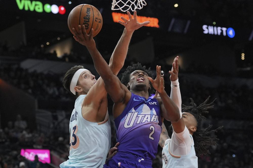 这位年轻小 这位年轻小